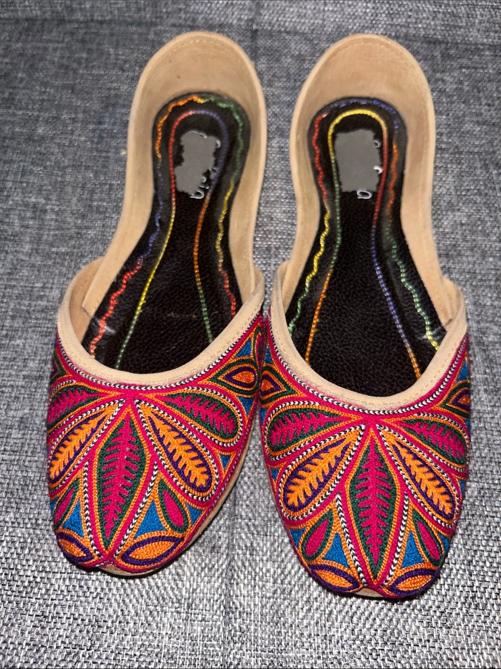 Embroidered Multicolor Women’s Slip-On Flats - Picture 3 of 7
